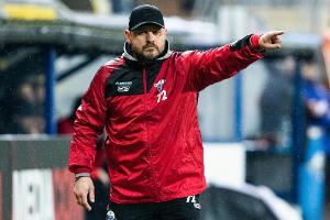 Nach Abstieg: Baumgart bleibt Trainer in Paderborn