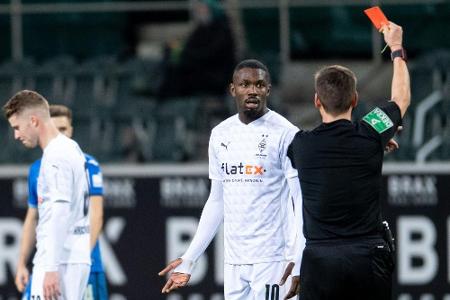 Thuram nach Spuckattacke für sechs Spiele gesperrt Thuram nach Spuckattacke für sechs Spiele gesperrt