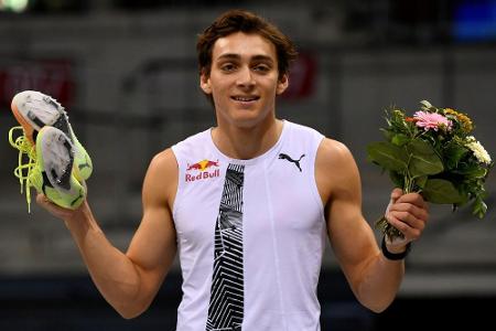 Hallen-ISTAF: Duplantis siegt souverän - Blech überrascht als Zweiter Hallen-ISTAF: Duplantis siegt souverän - Blech überrascht als Zweiter