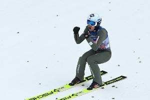 Stoch gewinnt Tournee zum dritten Mal - Geiger nach Aufholjagd Zweiter
