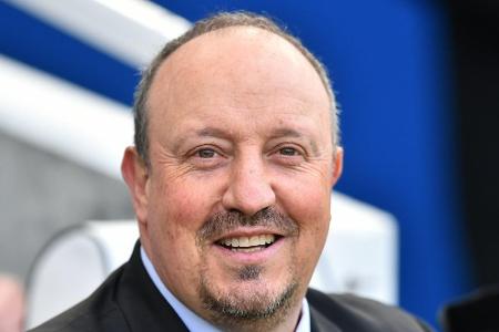 Coach Benitez verlässt chinesischen Klub Dalian Coach Benitez verlässt chinesischen Klub Dalian