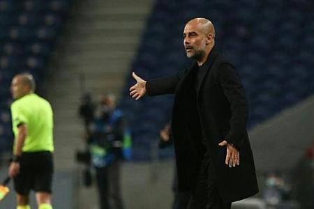 Aufgrund der Corona-Regelungen: Verwirrung bei Guardiola Aufgrund der Corona-Regelungen: Verwirrung bei Guardiola
