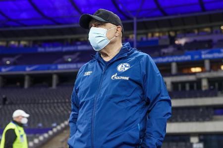 Die Sieglos-Serie des FC Schalke 04 in der Bundesliga hält bereits seit 30 Spielen an, daran änderte auch Neu-Trainer Christ... Die Sieglos-Serie des FC Schalke 04 in der Bundesliga hält bereits seit 30 Spielen an, daran änderte auch Neu-Trainer Christ...