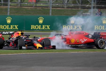 Was für ein dicker Bock! In der 37. von 52 Runden kann und will Vettel nicht akzeptieren, dass ihn Max Verstappen vom dritte...