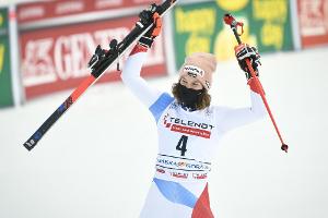 Riesenslalom am Kronplatz: Gisin führt vor Shiffrin