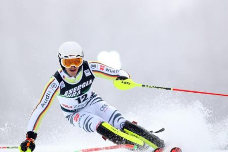Nachtslalom in Schladming: Straßer scheitert, Schwarz siegt Nachtslalom in Schladming: Straßer scheitert, Schwarz siegt