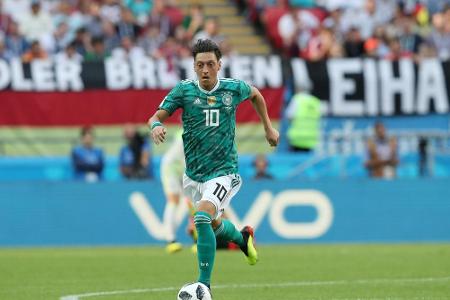 Özil: 