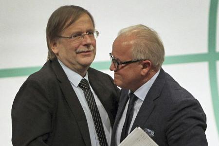 Keller und Koch sprechen sich für Lockerungen im Amateurfußball aus Keller und Koch sprechen sich für Lockerungen im Amateurfußball aus