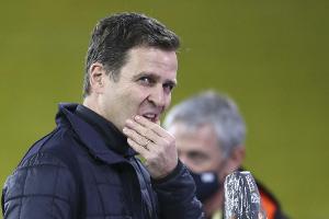 Bierhoff warnt Profis vor Unselbstständigkeit