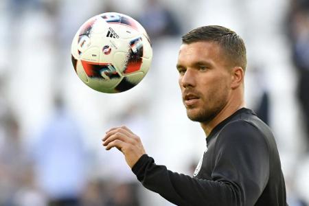 Podolski zieht mit Antalyaspor ins Pokal-Halbfinale ein Podolski zieht mit Antalyaspor ins Pokal-Halbfinale ein