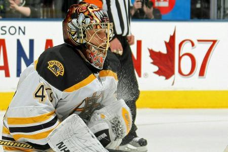 NHL-Goalie Rask geht versehentlich vom Eis: NHL-Goalie Rask geht versehentlich vom Eis: