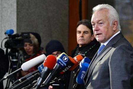 Kubicki kritisiert Äußerungen von Lauterbach Kubicki kritisiert Äußerungen von Lauterbach