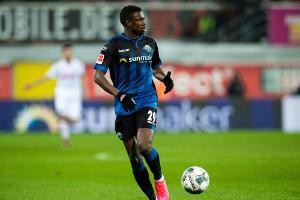 Paderborn verlängert mit Collins