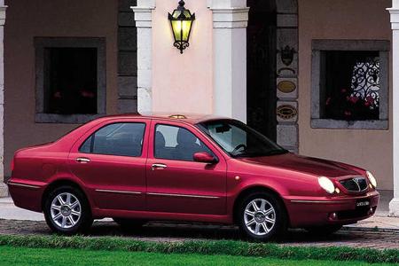Lancia Lybra (1999-2005): Kennen Sie den noch?