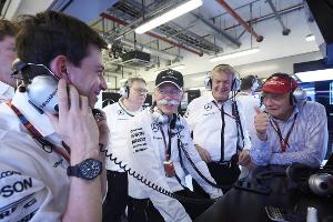 Wolff über Hamilton-Verhandlungen: "Was hätte der Niki gemacht?"