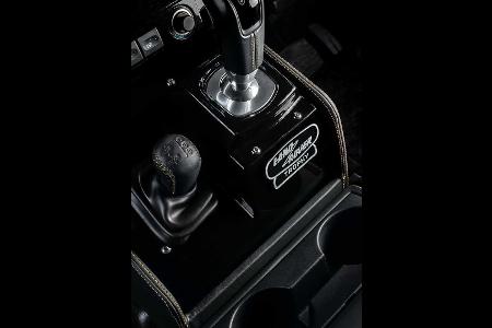 Land Rover Defender Works V8 Trophy: Camel lässt grüßen