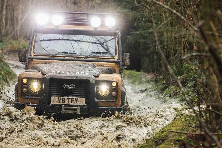 Land Rover Defender Works V8 Trophy: Camel lässt grüßen