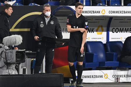 Rückte in den letzten 20 Minuten für Goretzka ins Team. Fügte sich dabei nahtlos ein, ohne selbst vor dem Tor aktiv zu werden.