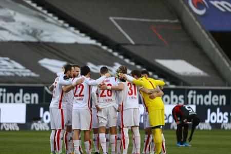 Erneuter Gehaltsverzicht beim 1. FC Köln Erneuter Gehaltsverzicht beim 1. FC Köln