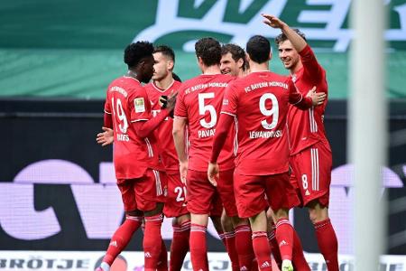 Bayern bauen Tabellenführung aus - Lewandowski holt Fischer ein Bayern bauen Tabellenführung aus - Lewandowski holt Fischer ein