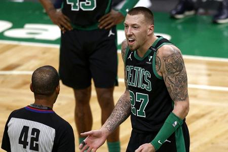 Theis mit Niederlage bei Bulls-Debüt - Wagner verliert mit Celtics bei Fan-Rückkehr Theis mit Niederlage bei Bulls-Debüt - Wagner verliert mit Celtics bei Fan-Rückkehr