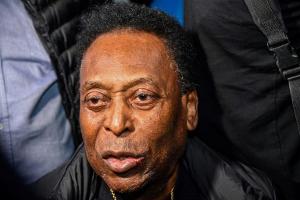 Pele nach Corona-Impfung: "Unvergesslicher Tag"