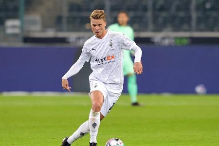 Gladbach verlängert mit Elvedi und Sippel Gladbach verlängert mit Elvedi und Sippel