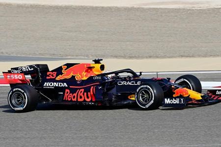 Verstappen holt Pole Position vor Hamilton - Vettel scheitert früh Verstappen holt Pole Position vor Hamilton - Vettel scheitert früh