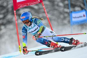 Weltcup-Finale: Shiffrin führt im Riesenslalom