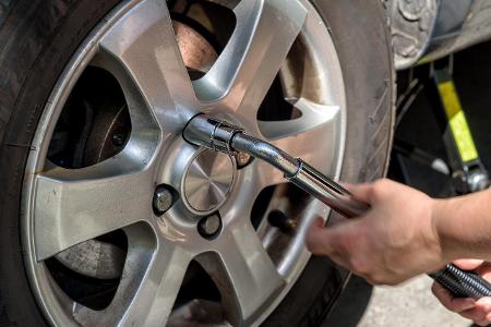 Autoreifen Wechsel Autoreifen Wechsel