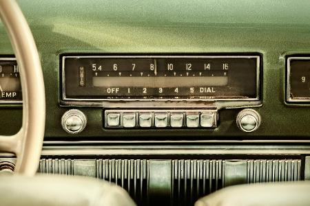 Autoradio im Retrodesign