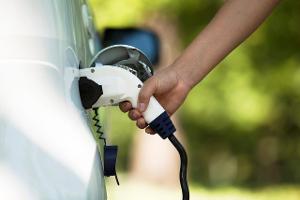 ADAC-Ecotest: Plug-in-Hybride erweisen sich beim Verbrauch als Mittelmaß