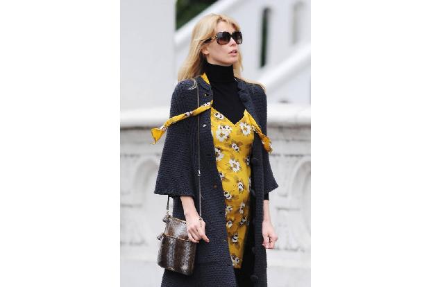 Und noch eine Superschöne im kugelrundem Glück: Das deutsche Topmodel Claudia Schiffer hat insgesamt drei kleine Racker zur ...