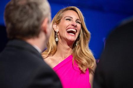 Julia Roberts fällt auf Streich rein Kettenbriefe