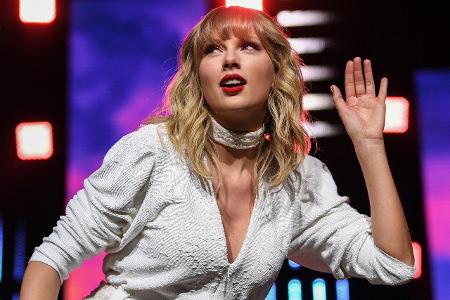 Ellen DeGeneres erschreckt Taylor Swift