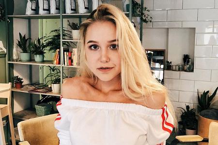 Anastasia Tropitsel Instagram-Model stirbt mit 18 Jahren bei Unfall Anastasia Tropitsel Instagram-Model stirbt mit 18 Jahren bei Unfall