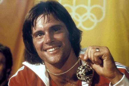 Bruce Jenner (USA), Zehnkampf Olympiasieger 1976, mit seiner...