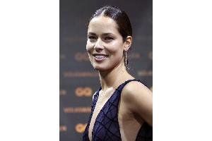 Ana Ivanovic zeigt heißen Leder-Look 