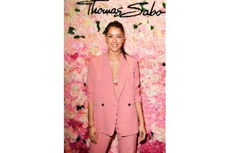 Rebecca Mir beim Thomas Sabo Press Cocktail auf der Berlin F... Rebecca Mir beim Thomas Sabo Press Cocktail auf der Berlin F...