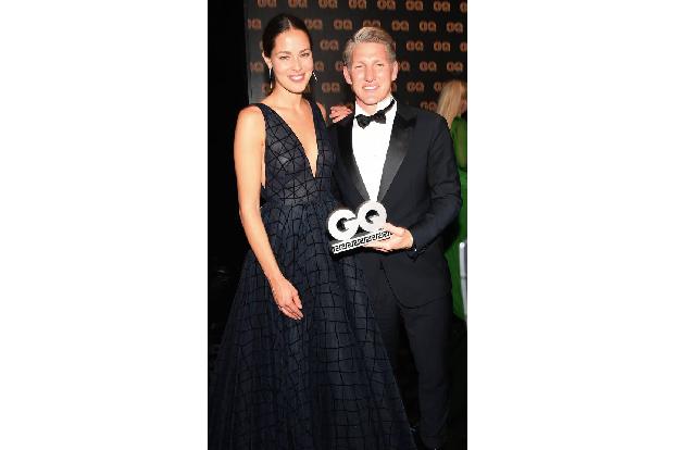 Zwei Top-Sportler in einer Ehe. Bastian Schweinsteiger ist mit Tennis-Ass Ana Ivanović verheiratet. Zwar hat sich Ana mittle...