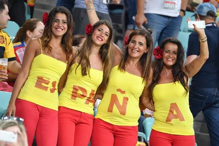 Sexy Fans 01 (10).jpg