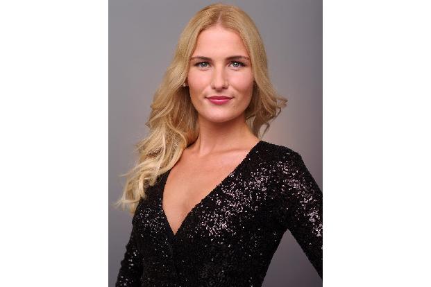 Romina Bachelor.jpg