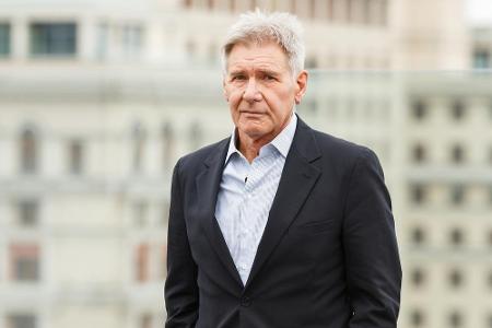 Harrison Ford arbeitete vor seinem Durchbruch als Zimmermann. Erfolgsproduzent George Lucas beauftragte ihn, ein paar Möbel ...
