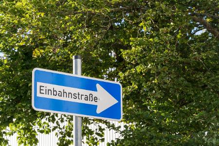 Einbahnstraßenschild