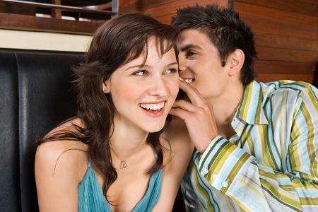 Männer oder Frauen - wer hat es beim Flirten leichter? Männer oder Frauen - wer hat es beim Flirten leichter?