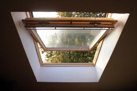 j Fenster geschlossen_bonn-sequenz.jpg