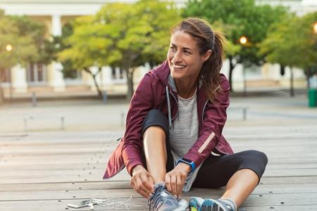 Joggen soll endlich fest zum Wochenplan gehören? Ein Lauftraining sollte mit Bedacht gestartet werden. Inbesondere in Sachen...