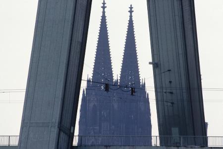 Köln, Bonn, Flug
