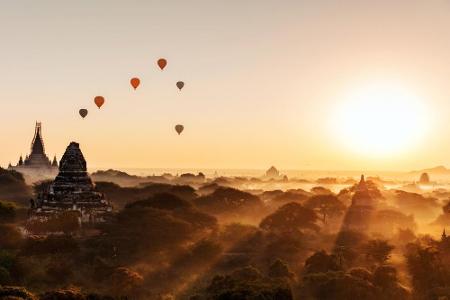 In der Königsstadt Bagan in Myanmar vereinen sich über 1000 Jahre Geschichte. Wer die altertümlichen Tempelanlagen besucht, ... In der Königsstadt Bagan in Myanmar vereinen sich über 1000 Jahre Geschichte. Wer die altertümlichen Tempelanlagen besucht, ...