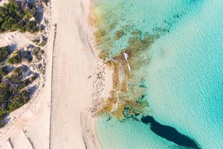 04_Playa Cala Agulla © fincallorca.jpg